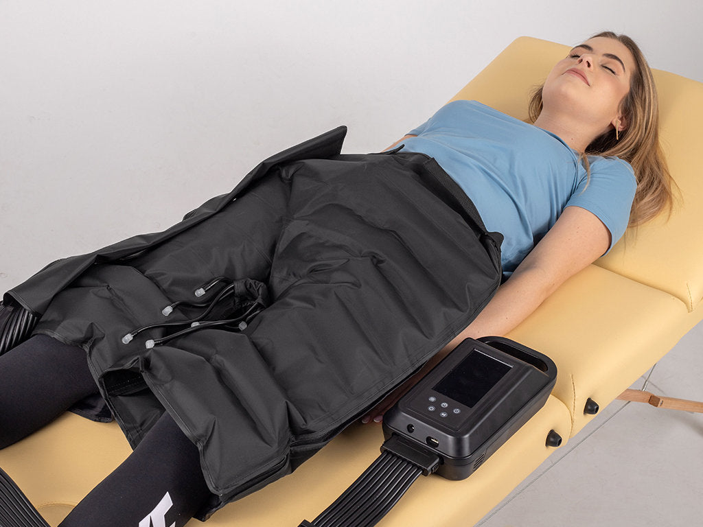 8-chamber cuff short pants